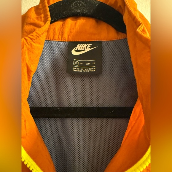 Nike Sportswear Icon Clash Women's Jacket - Picture 8 of 10